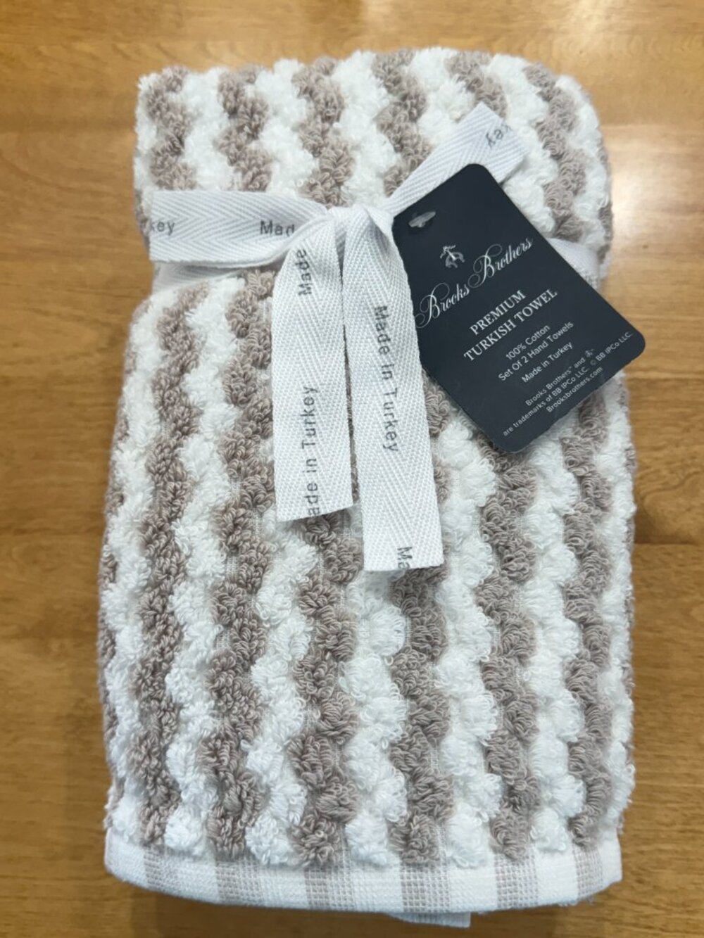 Brooks Brothers Premium Turkish Cotton Hand Towels Taupe White Wavy Stripe Set 2